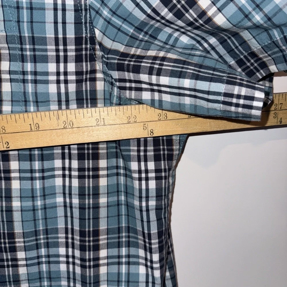 The North Face Mens XL Short Sleeve Button Down Blue  Plaid Shirt
